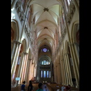 Blick durch das Hauptschiff der Kathedrale nach Osten